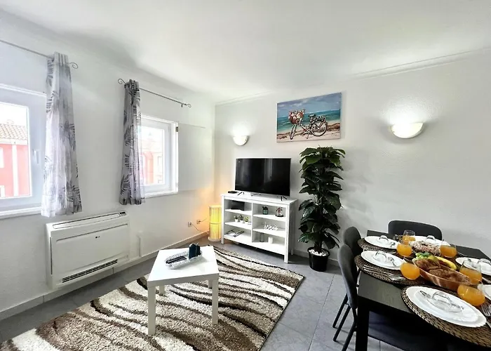 5 By Homing Apartamento *